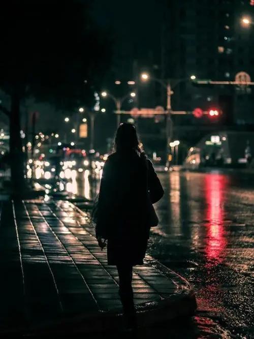 地狱开局我想有尊严